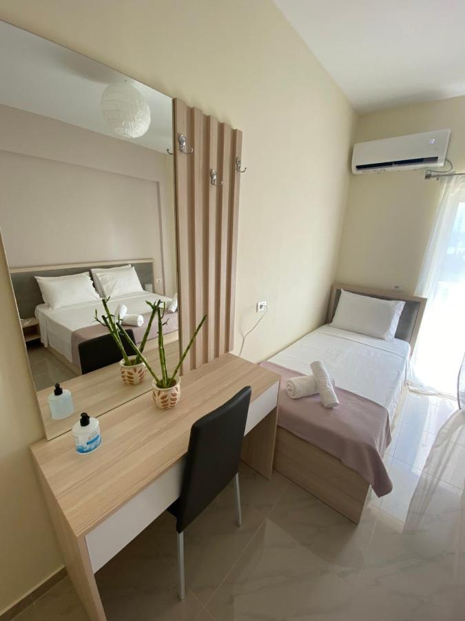 Elizabeth Apartments Himare Eksteriør bilde